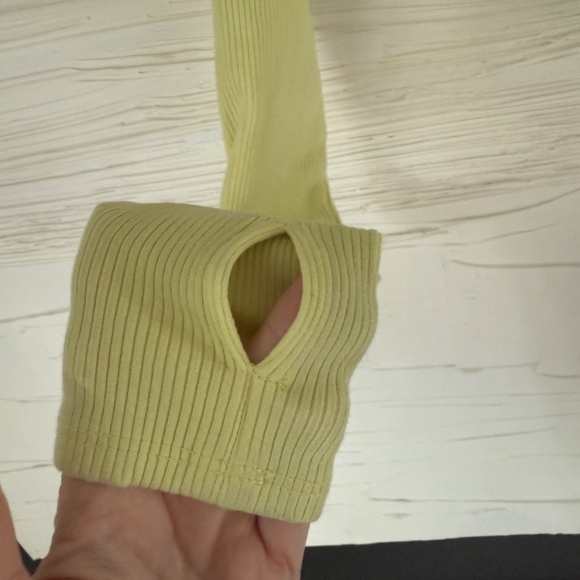 🍋 Fashion Nova Collared Snatched Top | Citron | Size L (Fits XS) | Compression - Picture 7 of 9